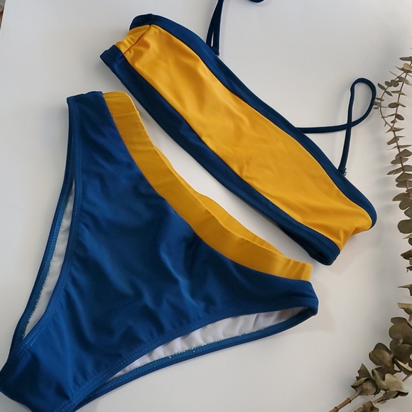 Fashion Nova 2 pc High Cut Bikini Suit - Picture 1 of 4